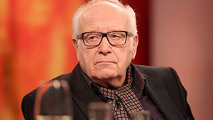 Das Radio wird 90 - Ernst Grissemann, Journal-Panorama: Sommerserie (1): Das Radio wird 90 – Radiomacher blicken zurück