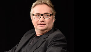 »Es braucht mehr Visionen für ein demokratischeres Netz«, Thomas Wagner, Soziologe und Autor des Buches »Das Netz in unsere Hand«