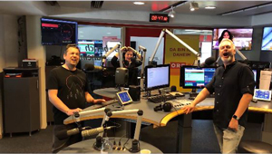 #neverwalkalone mit Radio Burgenland, Singen in der Morning Show